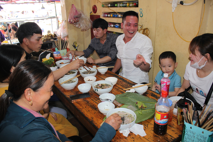 Hiện nay, thịt ngựa là món khoái khẩu thu hút rất đông thực khách khi tới du lịch tại Bắc Hà nói riêng, tỉnh Lào Cai nói chung. Ảnh: Xuân Cường.