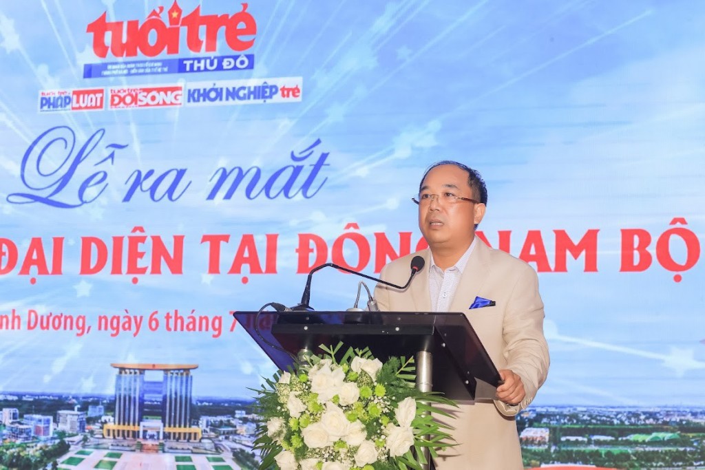 Ông Nguyễn Mạnh Hưng, Tổng Biên tập báo Tuổi trẻ Thủ đô phát biểu tại lễ ra mắt văn phòng Đông Nam bộ.