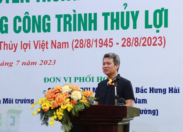 Ông Nguyễn Hồng Khanh, Phó Cục trưởng Cục Thủy lợi phát biểu tại lễ phát động. Huy Bình.