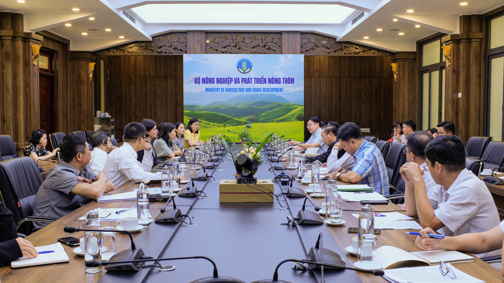 The meeting on the Sustainable Fisheries Development Project on July 12 morning at MARD. Photo: Quynh Chi.