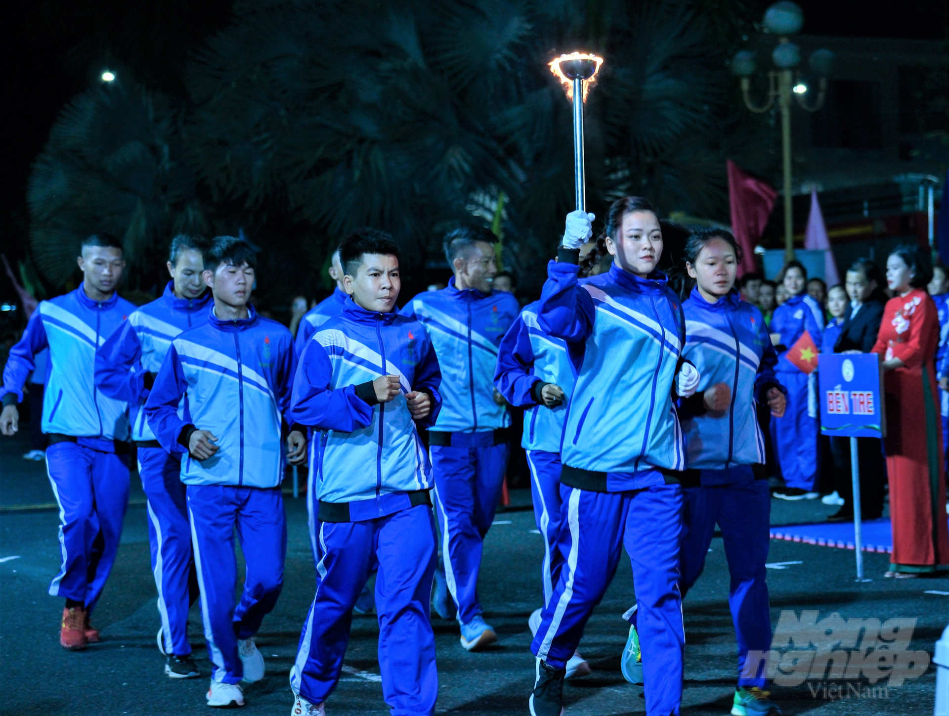 Hàng chục ngàn vận động viên tham gia Đại hội thể thao ĐBSCL lần thứ IX và giải Marathon quốc tế 'Vietcombank Mekong Delta' Hậu Giang lần thứ IV năm 2023. Ảnh: Trung Chánh.