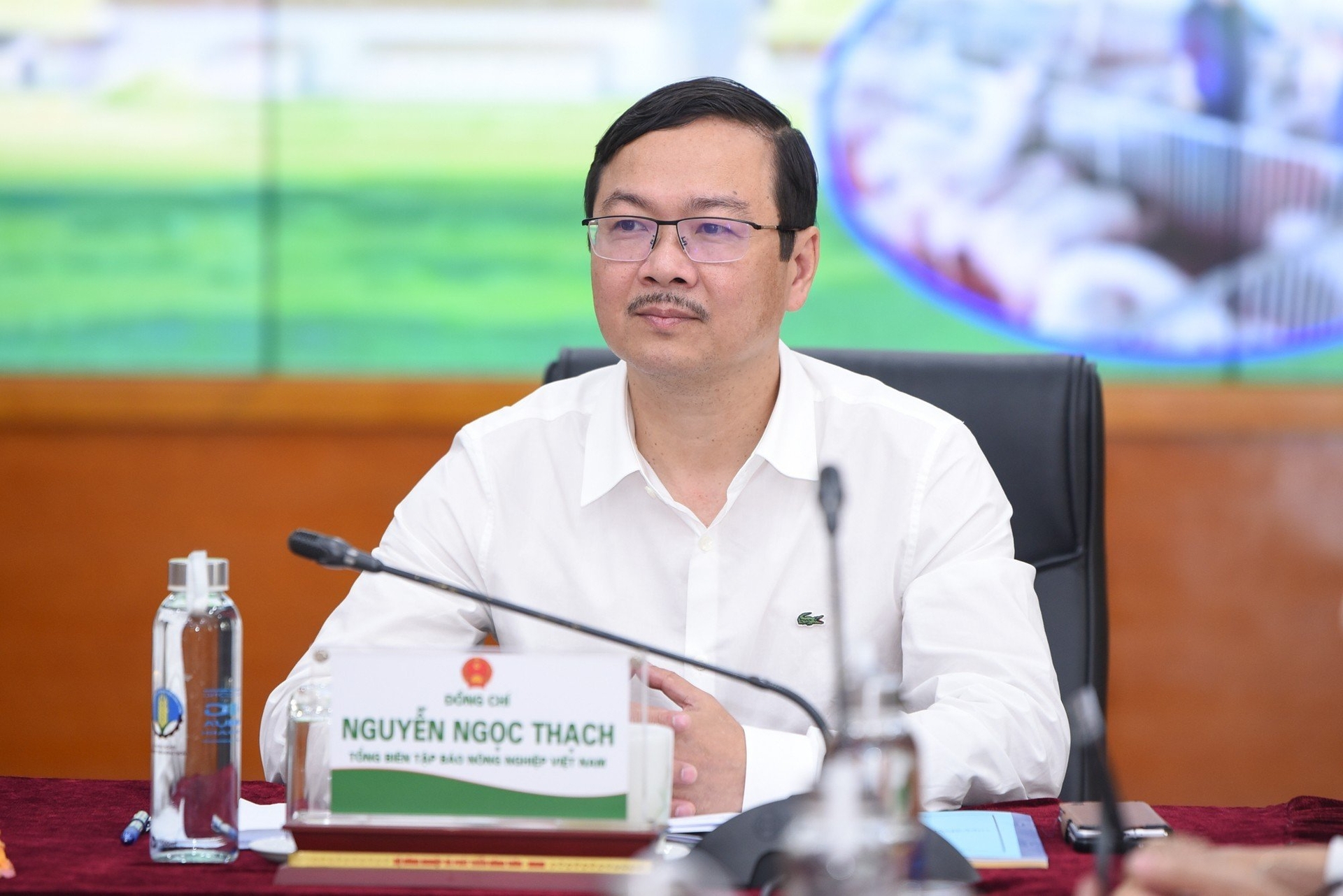 Tổng biên tập Báo Nông nghiệp Việt Nam Nguyễn Ngọc Thạch sẽ điều hành phần đóng góp ý kiến của các địa phương.