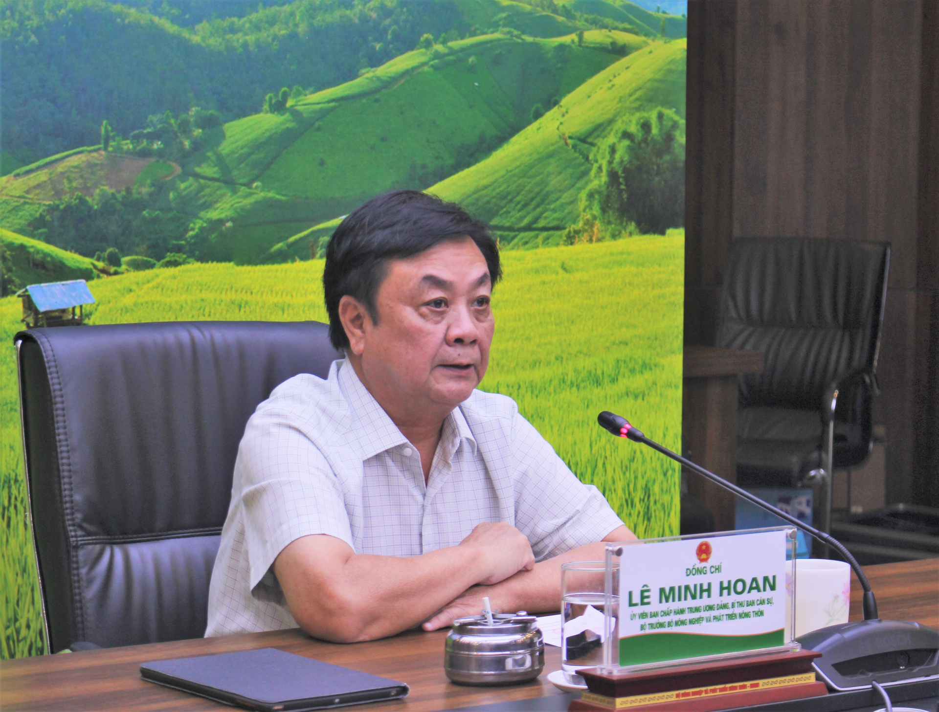Bộ trưởng Bộ NN-PTNT Lê Minh Hoan lưu ý, việc lập quy hoạch không chỉ để phục vụ cho hoạt động của ngành nông nghiệp mà phải giúp cho xã hội vận động và phát triển. Ảnh: Trung Quân.