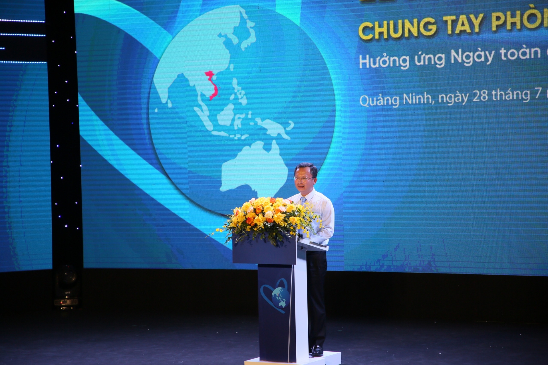 Ông Cao Tường Huy, Quyền Chủ tịch tỉnh Quảng Ninh phát biểu tại hội nghị. Ảnh: Nguyễn Thành.