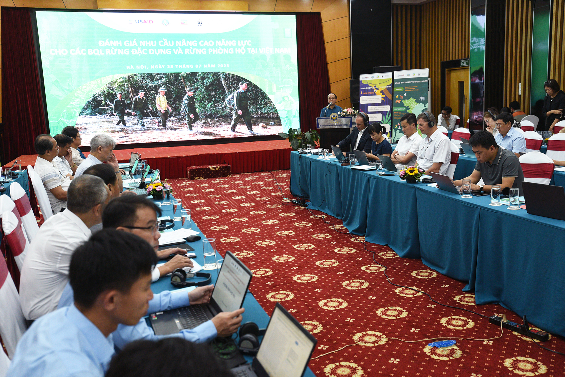 Hội thảo đánh giá nhu cầu nâng cao năng lực quản lý cho các khu rừng đặc dụng và rừng phòng hộ ở Việt Nam sáng 28/7. Ảnh: Tùng Đinh.