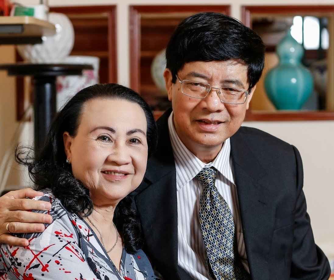Vợ chồng nhà thơ Nguyễn Nguyên Bảy - Lý Phương Liên.