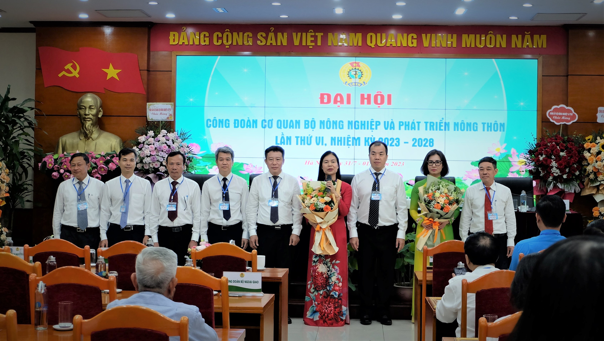 Ban Chấp hành Công đoàn Cơ quan Bộ NN-PTNT nhiệm kỳ 2023 -2028. Ảnh: Thanh Tùng.