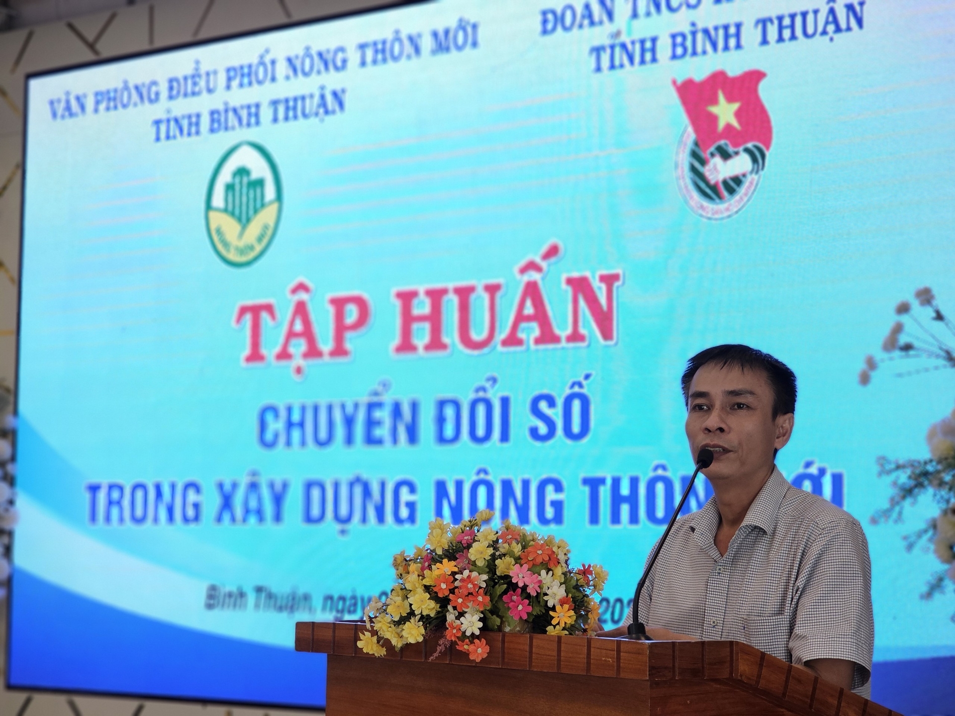 Ông Ngô Thanh Huy, Phó Chánh văn phòng Điều phối nông thôn mới tỉnh Bình Thuận cho biết, chuyển đổi trong xây dựng NTM nhằm góp phần xây dựng NTM đi vào chiều sâu, hiệu quả và bền vững. Ảnh: KS.