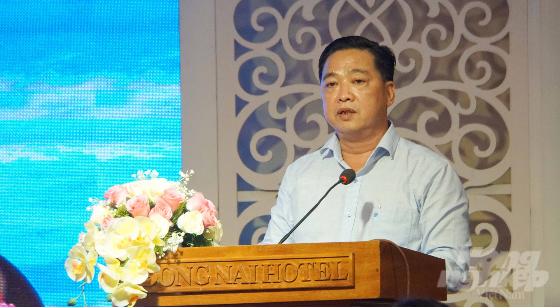 Ông Nguyễn Văn Thắng, Phó Giám đốc sở NN-PTNT Đồng Nai phát biểu về những khó khăn, vướng mắc trong triển khai hỗ trợ các chuỗi liên kết sản xuất. Ảnh: Lê Bình.