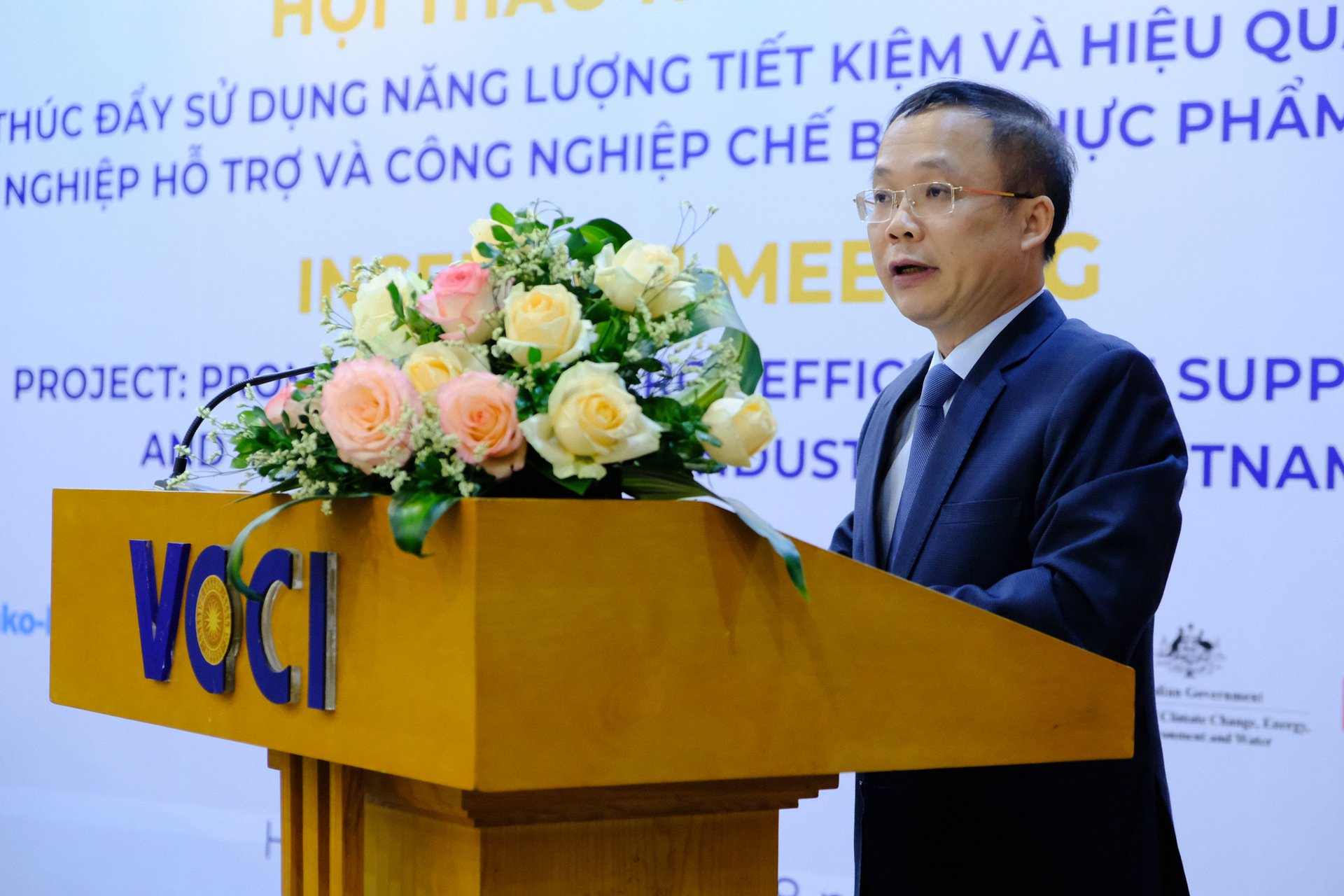 Ông Bùi Trung Nghĩa, Phó Chủ tịch VCCI, phát biểu tại hội thảo. Ảnh: Tùng Đinh.