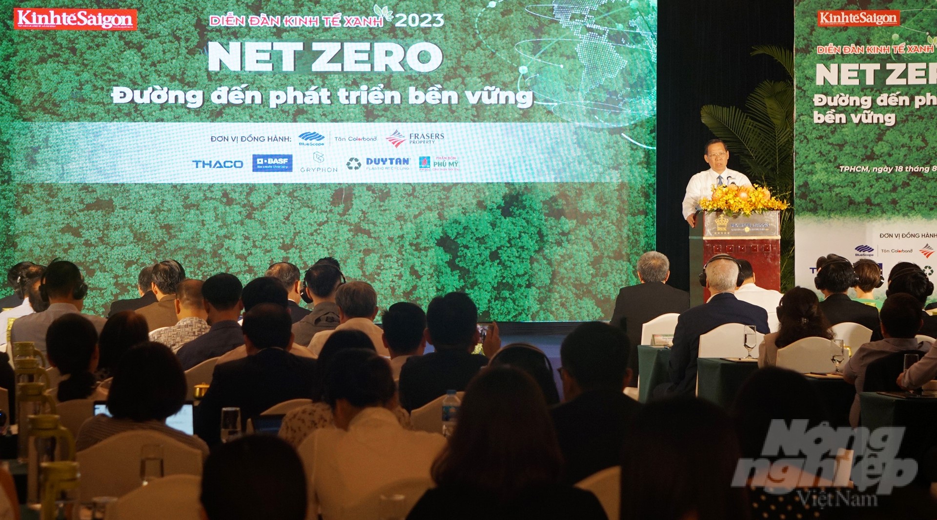 Chairman of the Ho Chi Minh City People's Committee Phan Van Mai speaks at the Green Economy Forum. Photo: Nguyen Thuy.