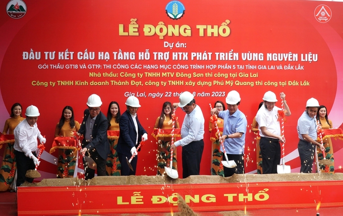 The inauguration ceremony marks the commencement of the implementation of Phase 5 of the project 'Infrastructure Investment to Support Cooperatives in Developing High-Quality Coffee Material Regions in the Central Highlands' in the Tay Nguyen region. Photo: Tuan Anh.