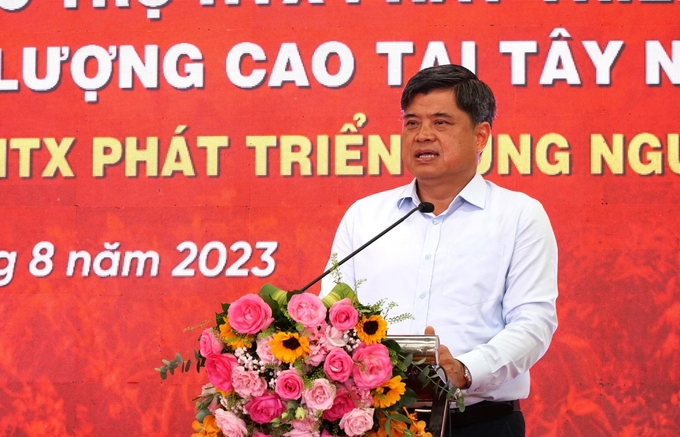 Thứ trưởng Trần Thanh Nam phát biểu chỉ đạo tại Lễ khởi động triển khai thi công xây lắp Hợp phần 5. Ảnh: Tuấn Anh.