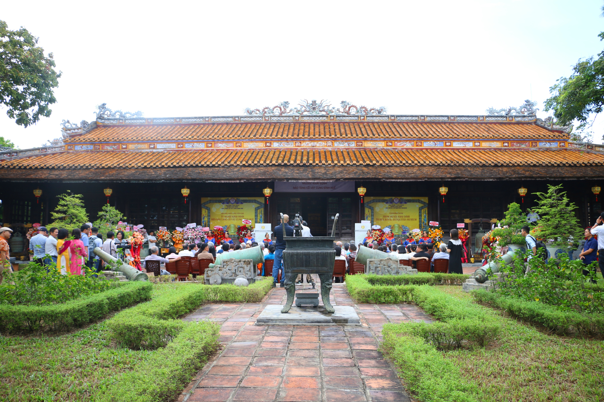 Điện Long An là nơi trưng bày chính của Musée Khải Định - Bảo tàng Cổ vật cung đình Huế. Ảnh: CĐ.