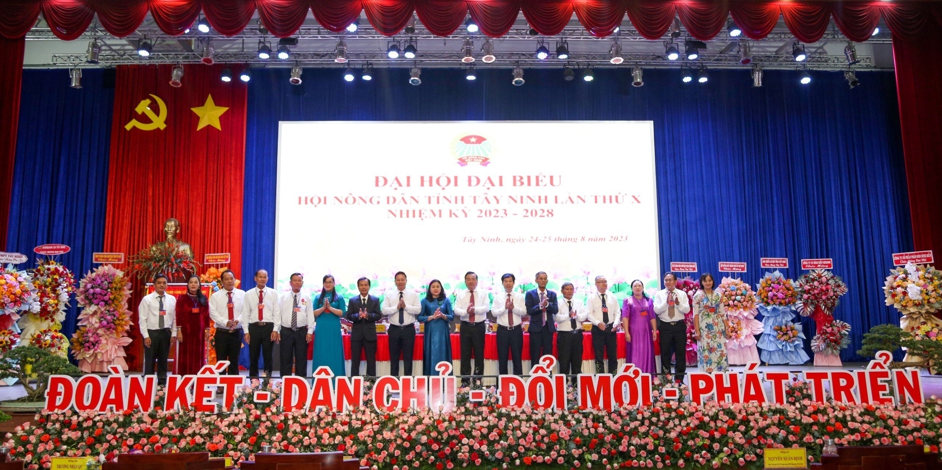 Ra mắt Ban Chấp hành Hội Nông dân tỉnh Tây Ninh lần thứ X, nhiệm kỳ 2023-2028. Ảnh: Trần Trung.