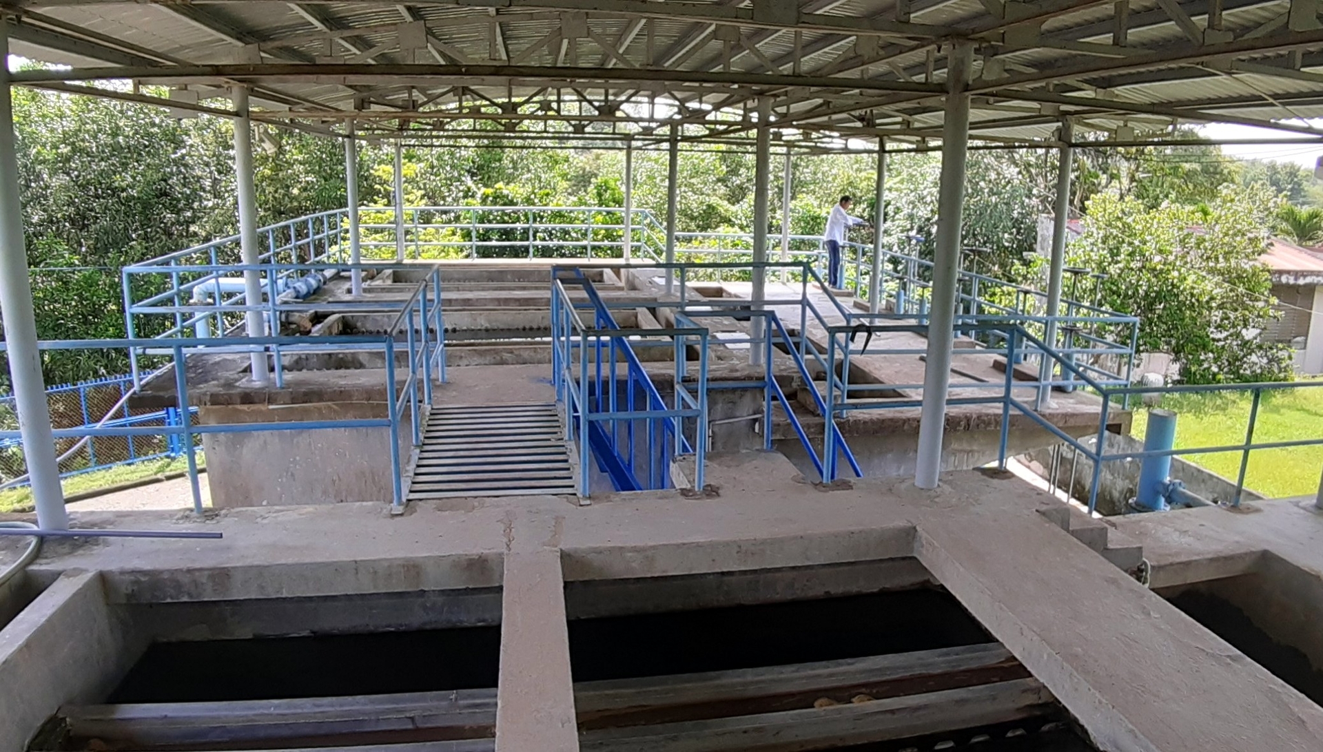 Trung tâm Nước sạch và Vệ sinh môi trường nông thôn Bình Thuận đang nỗ lực cấp nước sạch cho vùng nông thôn miền núi. Ảnh: KS.
