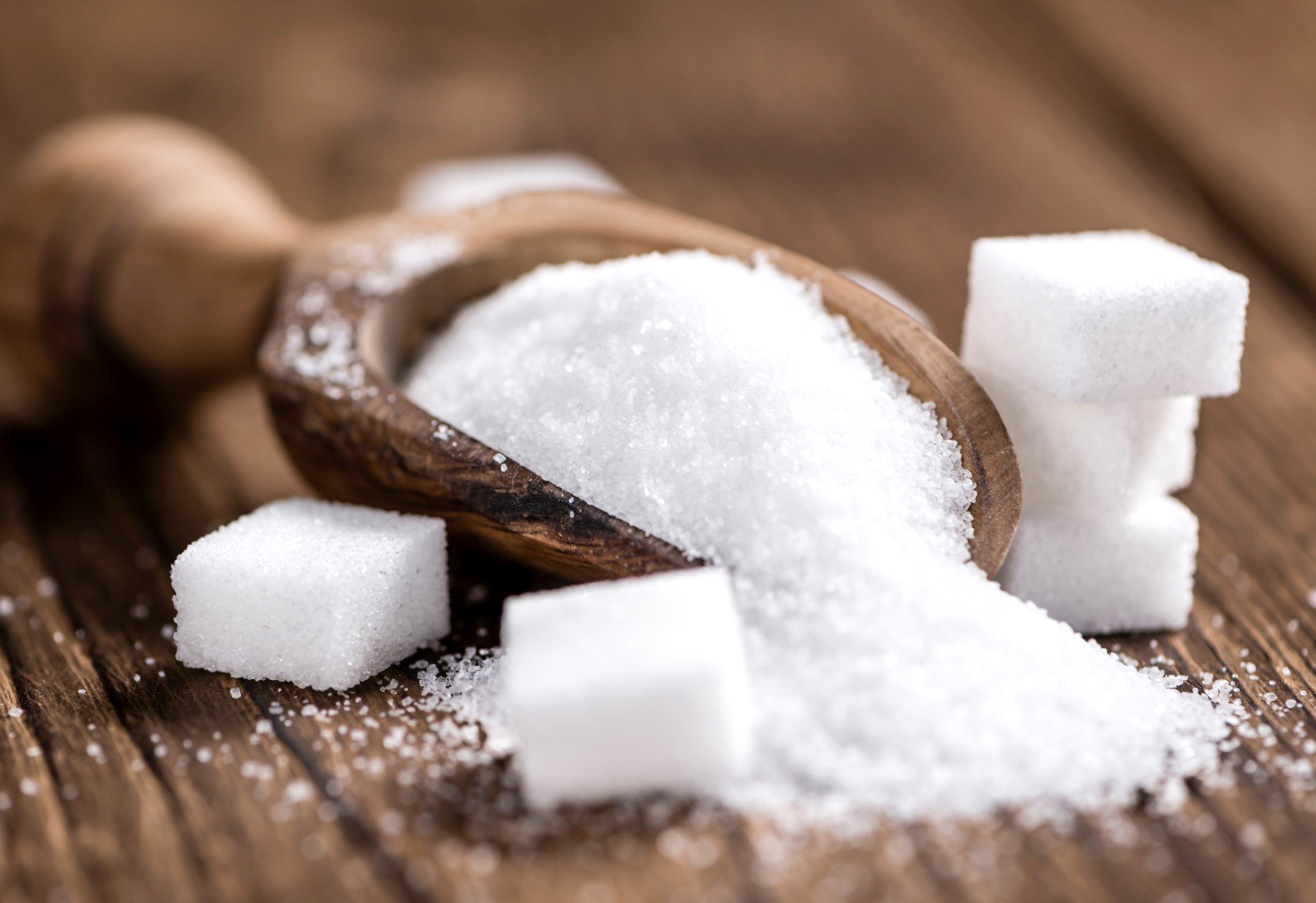 The sugar prices in the market are currently experiencing unusual fluctuations.