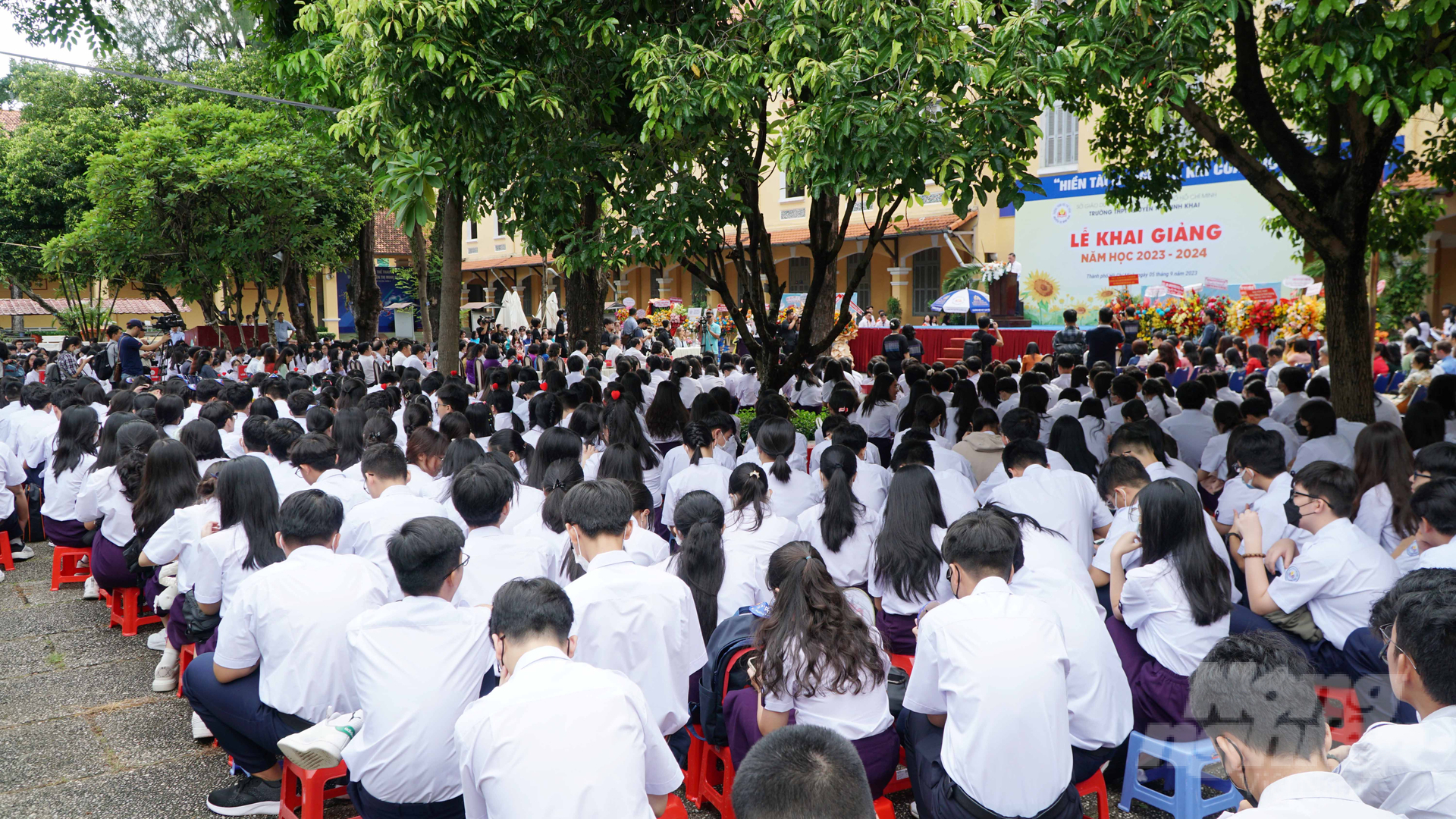 Năm nay, lễ khai giảng tại các trường học TP.HCM được tổ chức với tiêu chí nhanh gọn, tiết kiệm. Ảnh: Lê Bình.