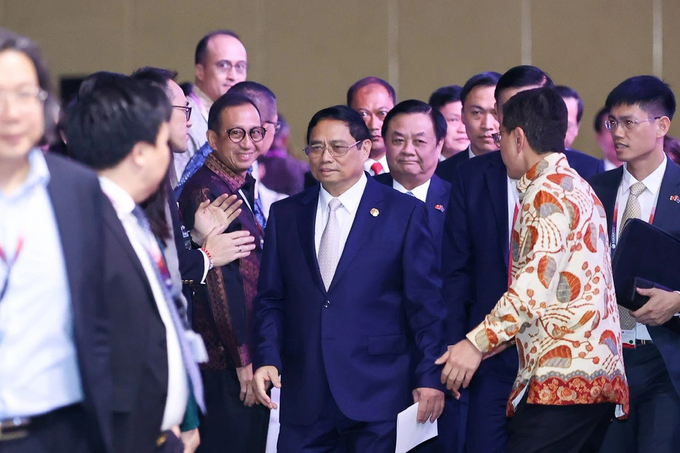 Bộ trưởng Lê Minh Hoan trong đoàn tháp tùng Thủ tướng Phạm Minh Chính dự Hội nghị ABIS 2023 trước thềm Hội nghị Cấp cao ASEAN. Ảnh: Nhật Bắc. 