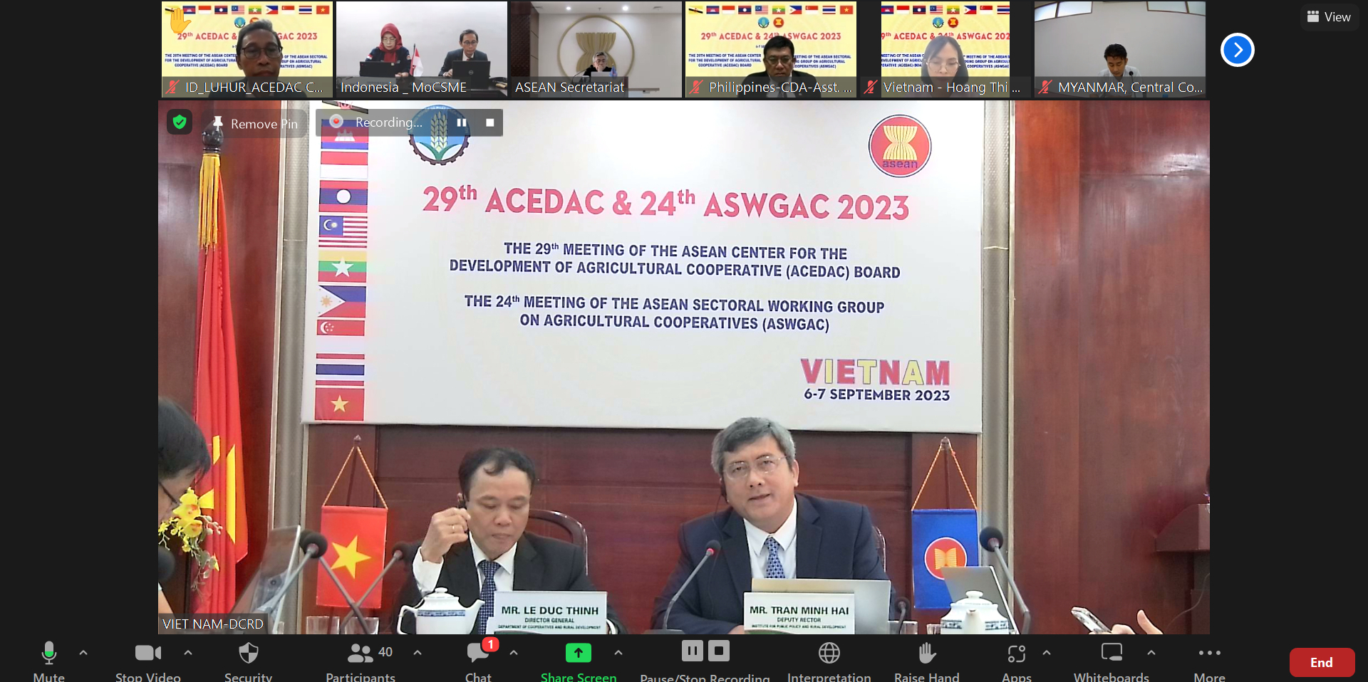 Representatives of the Ministry of Agriculture and Rural Development, Mr. Le Duc Thinh - Director of the Department of Economic Cooperation and Rural Development, and Mr. Tran Minh Hai - Vice Rector of the School of Public Policy and Rural Development chaired the 29th meeting of ASEAN Agricultural Cooperative Development Center (ACEDAC) and 24th ASEAN Sectoral Working Group on Agricultural Cooperatives (ASWGAC) on September 6 and 7.
