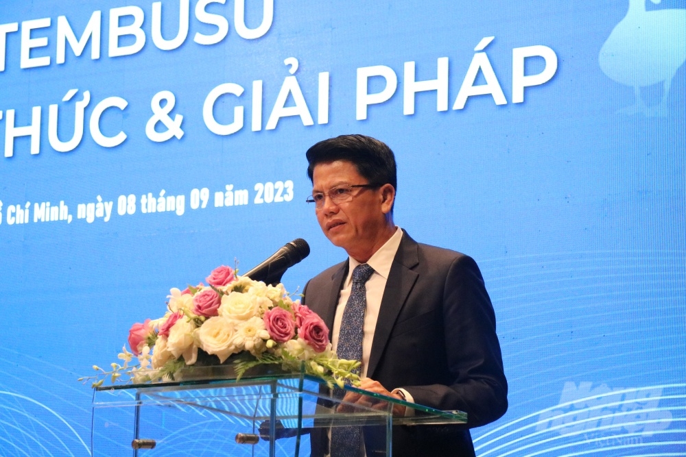 Mr. Ngo Quoc Cuong, General Director of R.E.P Biotech shared the superiority of the HI method. Photo: Phuong Thao.