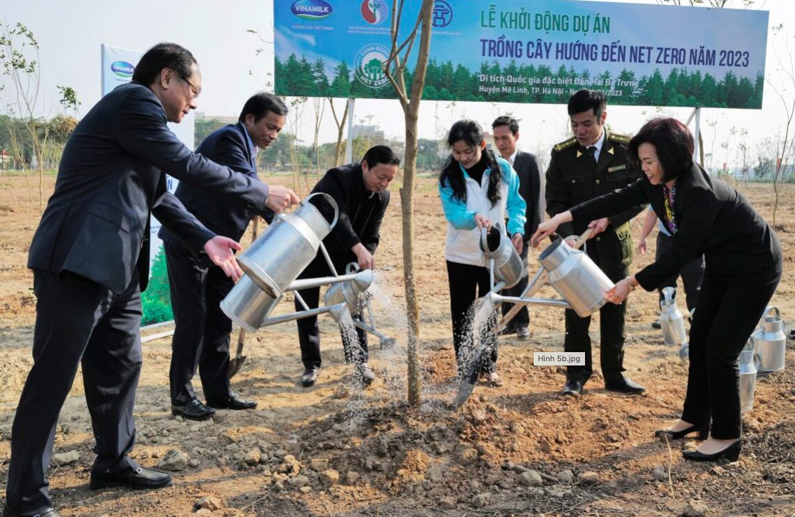 Vinamilk khởi động dự án trồng cây hướng tới Net Zero tại Hà Nội hồi tháng 2/2023.