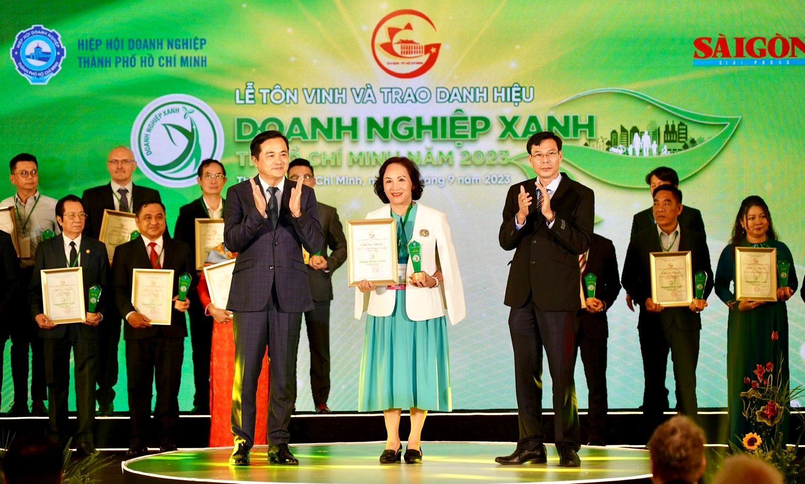 MM Mega Market nhận danh hiệu Doanh nghiệp Xanh 2023.