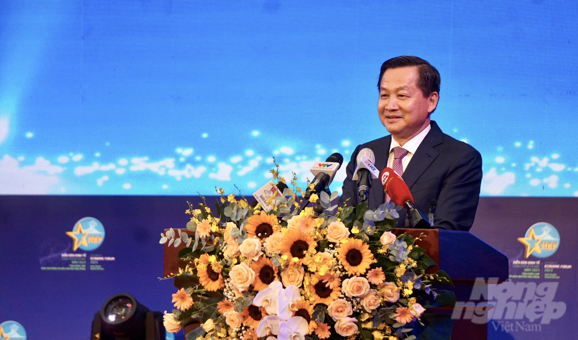 Phó Thủ tướng Lê Minh Khái phát biểu tại Diễn đàn Kinh tế TP.HCM 2023. Ảnh: Nguyễn Thủy.