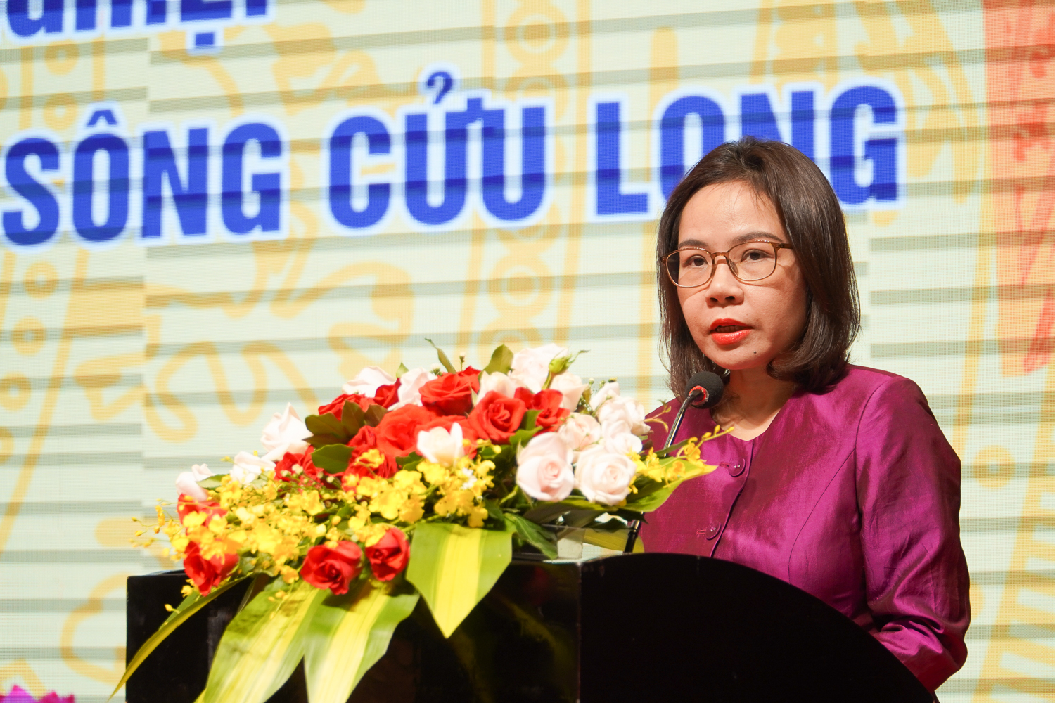 Ms. Ha Thu Giang, Director of the Credit Department for Economic Sectors (State Bank of Vietnam) said that agriculture and rural areas are priority areas in managing credit capital. Photo: Kim Anh.