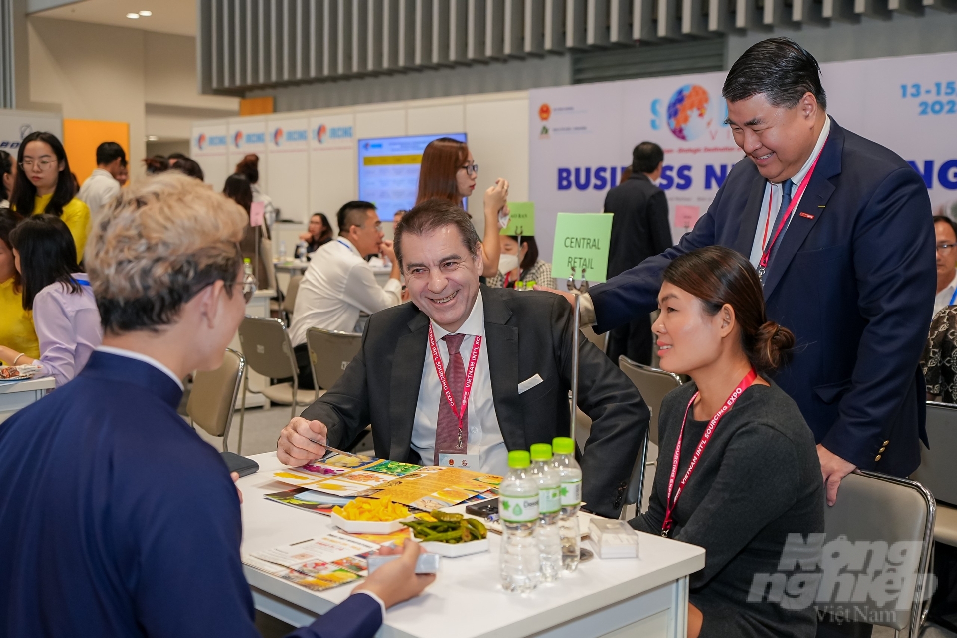 The Central Retail Group is seeking sourcing opportunities at the 2023 Export Forum organized by the Ministry of Industry and Trade and the Ho Chi Minh City People's Committee. The Group aims to bring Vietnamese agricultural and food products into the supermarket systems in Thailand.