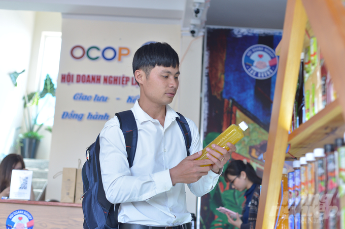 Huyện Lạc Dương đã hỗ trợ thành lập Câu lạc bộ sản phẩm OCOP với mục đích tạo môi trường để các thành viên giao lưu, học hỏi kinh nghiệm, giới thiệu, quảng bá sản phẩm OCOP. Ảnh: Minh Hậu.