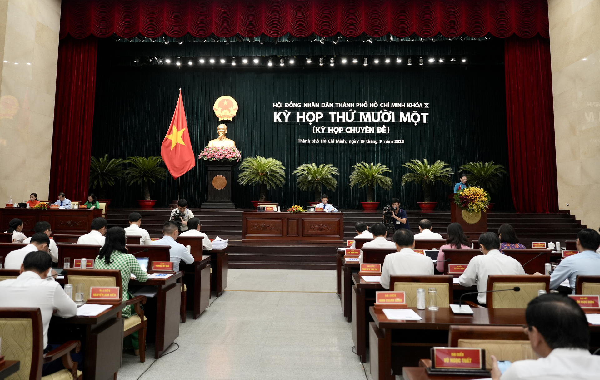 Sáng 19/9, kỳ họp thứ mười một (kỳ họp chuyên đề) HĐND TP.HCM khóa X nhiệm kỳ 2021-2026 khai mạc. Ảnh: Nguyễn Thủy.