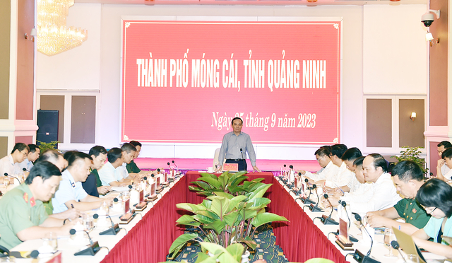 Phó Thủ tướng Trần Lưu Quang làm việc với tỉnh Quảng Ninh về phòng, chống buôn lậu, hàng giả - Ảnh: VGP/Hải Minh.