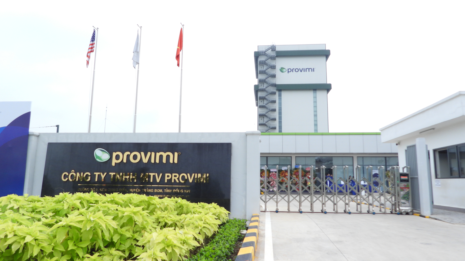 Nhà máy Provimi Premix có diện tích 30.000m2, công suất 40.000 tấn/năm. Ảnh: Trần Trung.