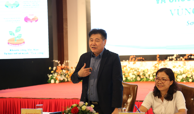 'Khuyến nông viên cơ sở là hạt nhân trong tổ khuyến nông cộng đồng', ông Lê Quốc Thanh, Giám đốc Trung tâm Khuyến nông Quốc gia nhấn mạnh tại tọa đàm.  Ảnh: Lâm Hùng.