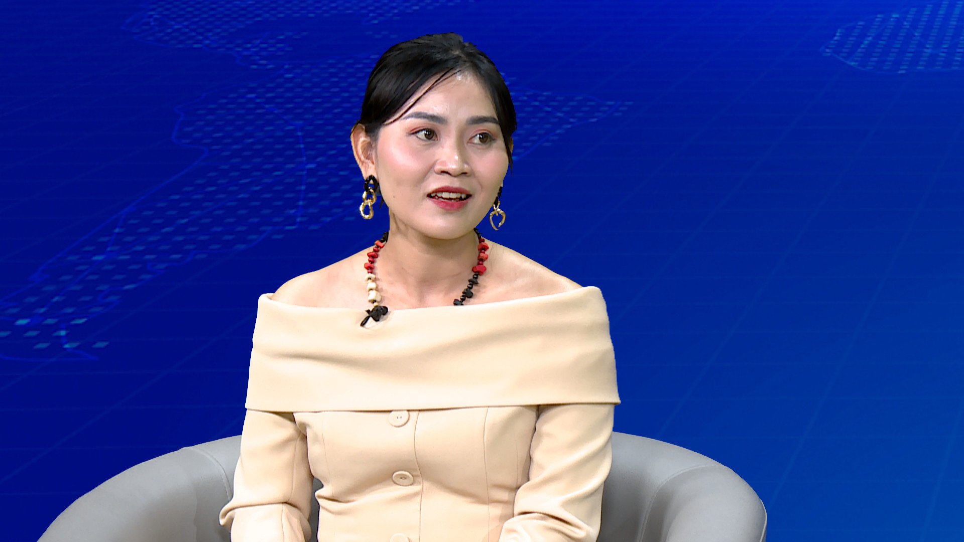 Bà Nguyễn Thị Huyền chia sẻ về tầm quan trọng của việc xây dựng thương hiệu tại tọa đàm do Tạp chí Công thương tổ chức.