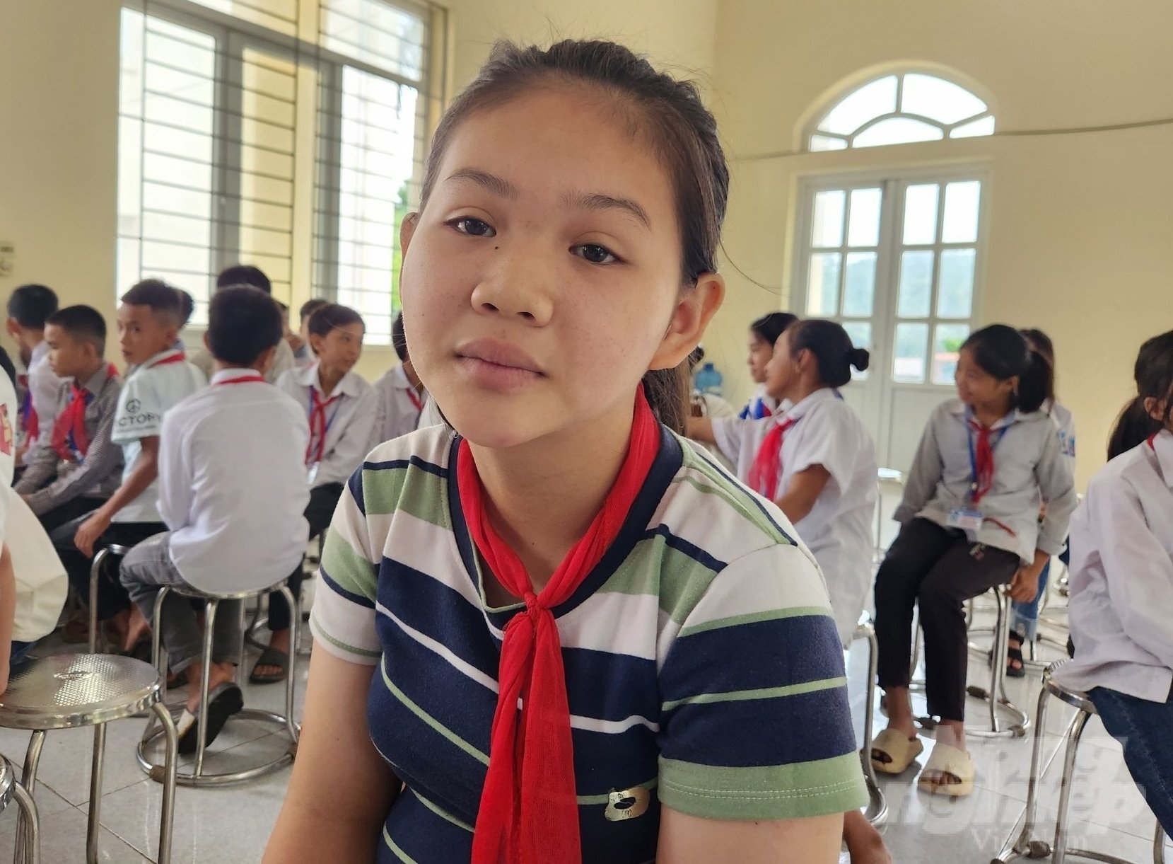 Học sinh Nguyễn Thị Hằng, lớp 9B, Trường THCS Xuân Cao. Ảnh: Quốc Toản.