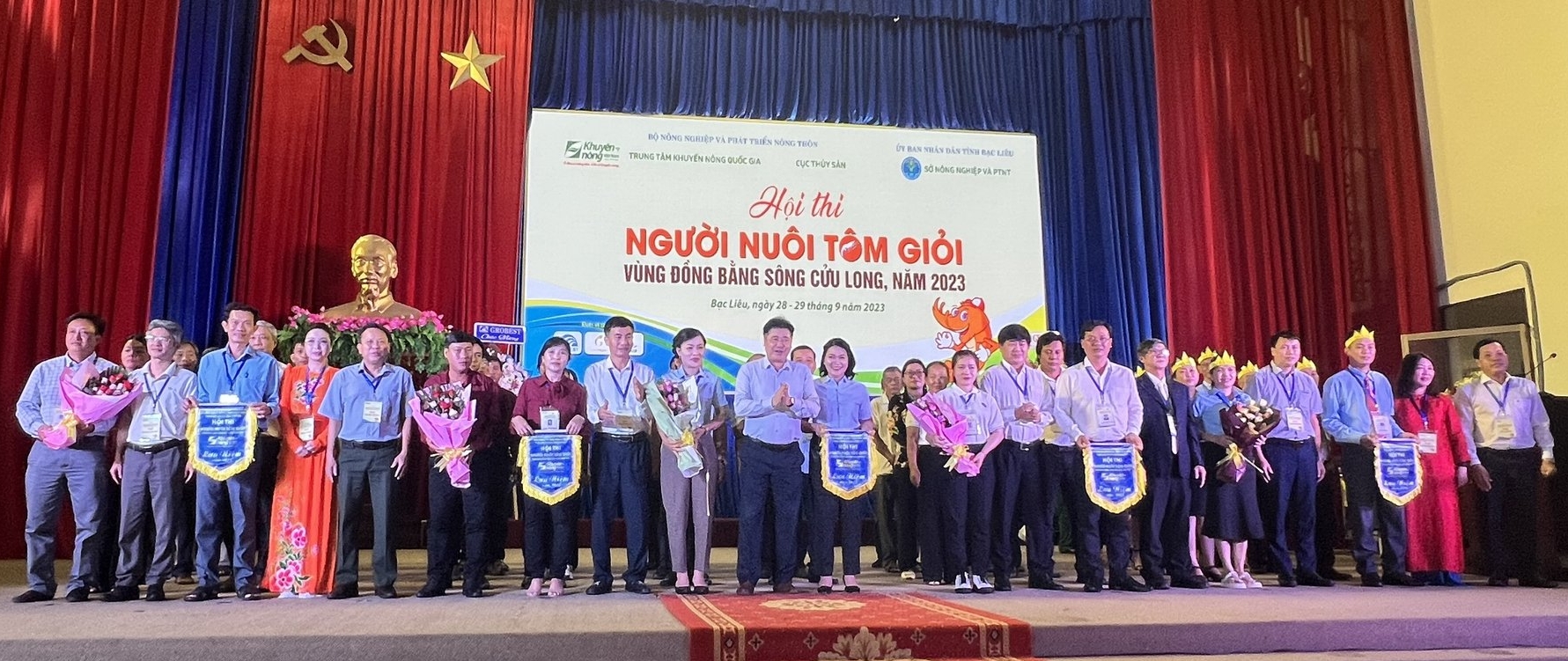 Trung tâm Khuyến nông Quốc gia và Cục Thủy sản (Bộ NN-PTNT) phối hợp với Sở NN-PTNT tỉnh Bạc Liêu tổ chức hội thi 'Người nuôi tôm giỏi vùng ĐBSCL' năm 2023. Ảnh: Trọng Linh.