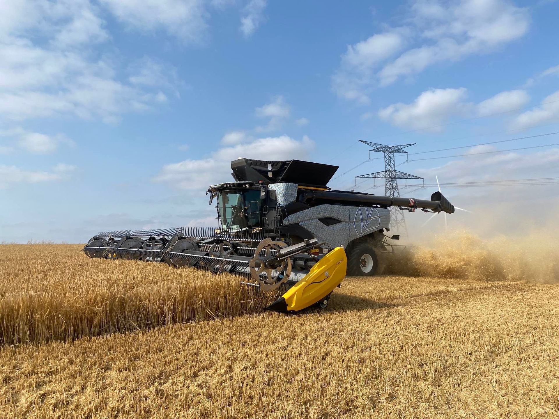 Only New Holland’s concept CR twin axial rotor combine harvester is the only innovation that met the gold standard.