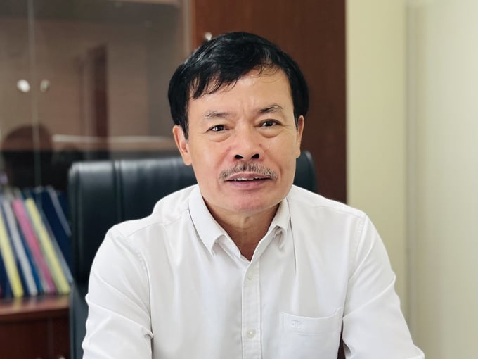 According to Mr. Nguyen Xuan Duong, Chairman of the Vietnam Livestock Association, our country's livestock industry has many advantages but also faces countless challenges. Photo: Hong Tham.