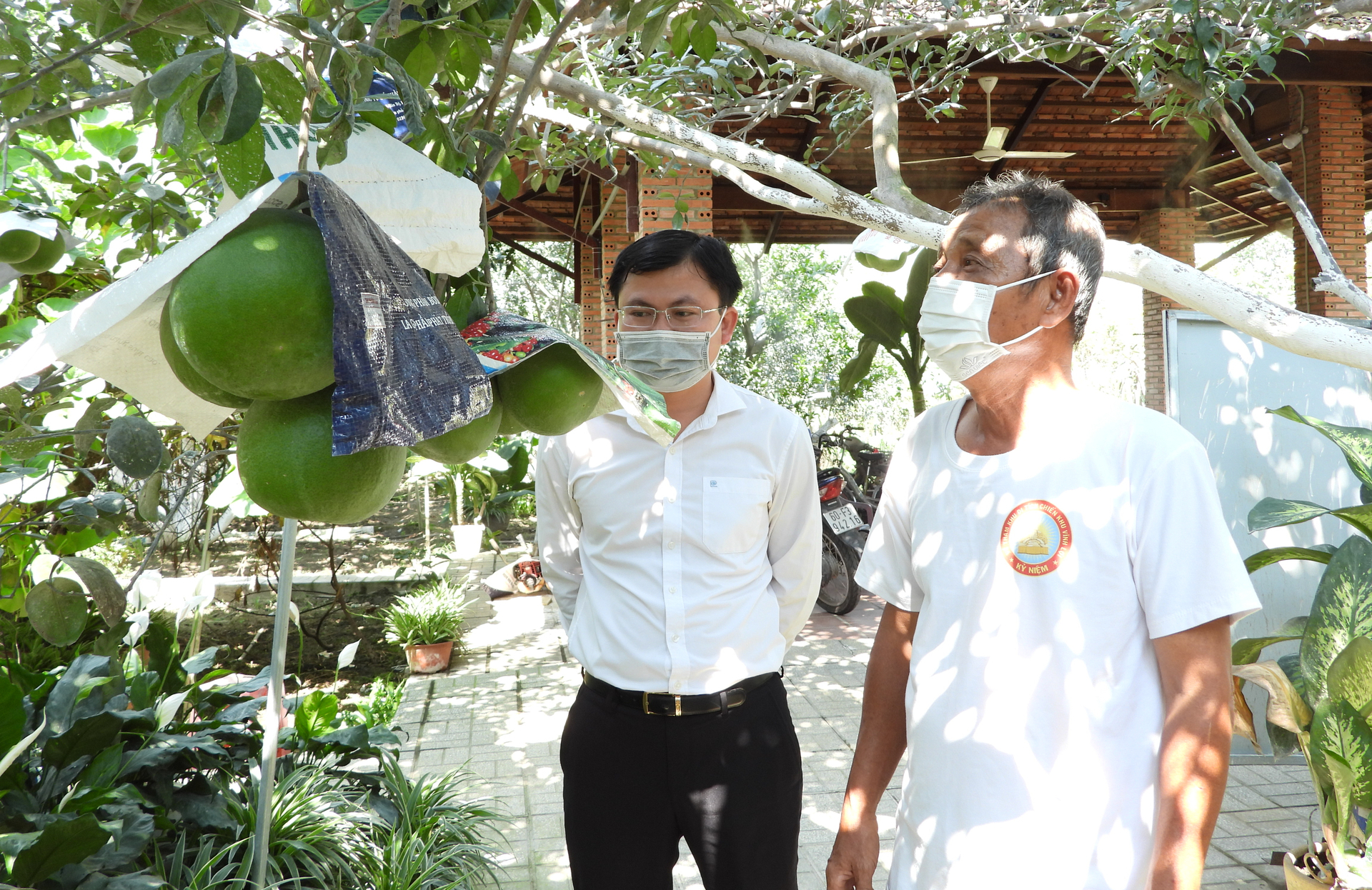 Đời sống người dân Bình Dương được nâng lên từ chương trình NTM. Ảnh: Trần Trung.