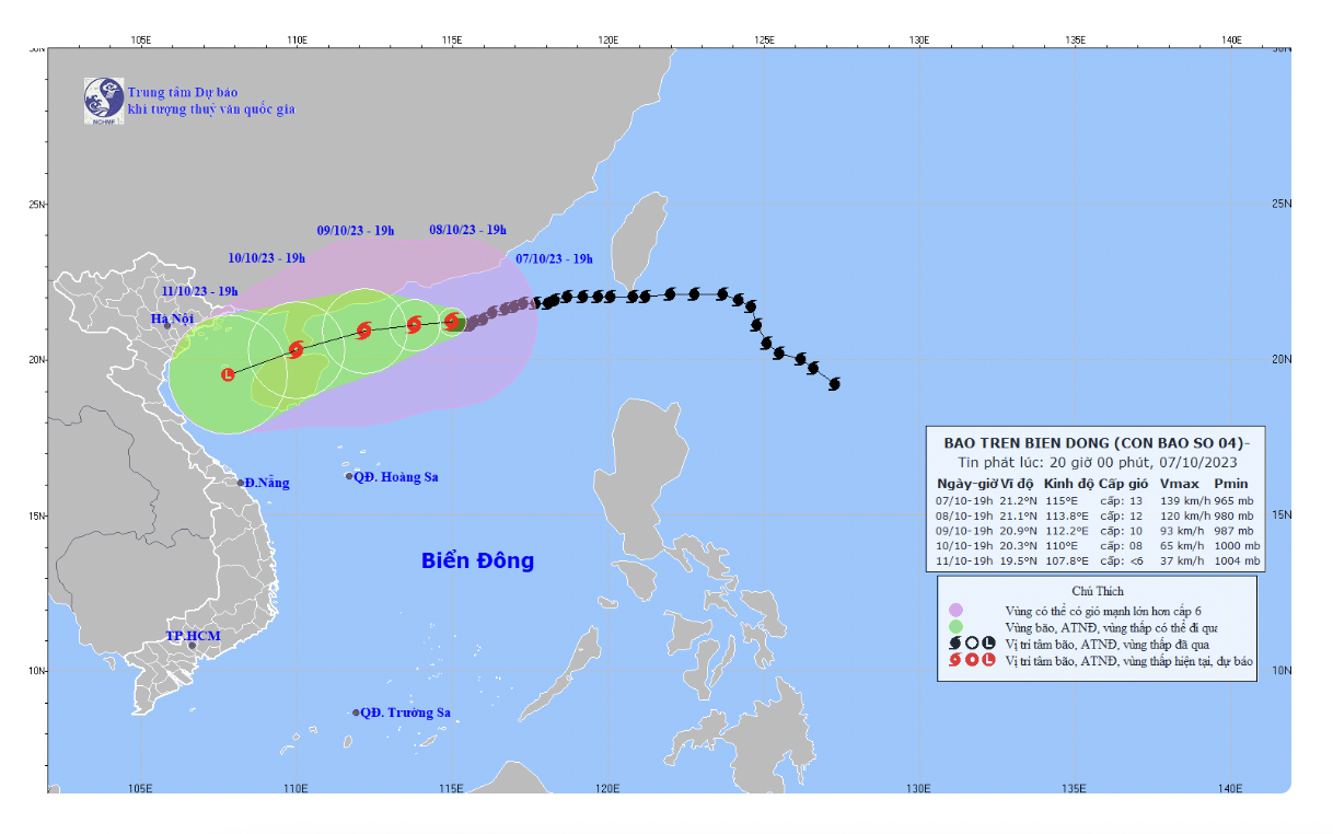 Theo Trung tâm Dự báo Khí tượng Thủy văn Quốc gia, trong 6 giờ vừa qua bão số 4 hầu như ít dịch chuyển. Ảnh: TTDBKTTVQG.