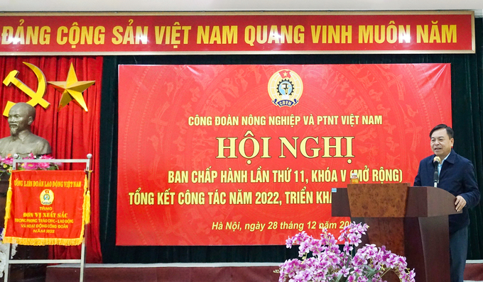 Thứ trưởng Nguyễn Hoàng Hiệp chỉ đạo tại Hội nghị tổng kết công tác Công đoàn NN-PTNT Việt Nam năm 2022. Ảnh: Mai Hương.