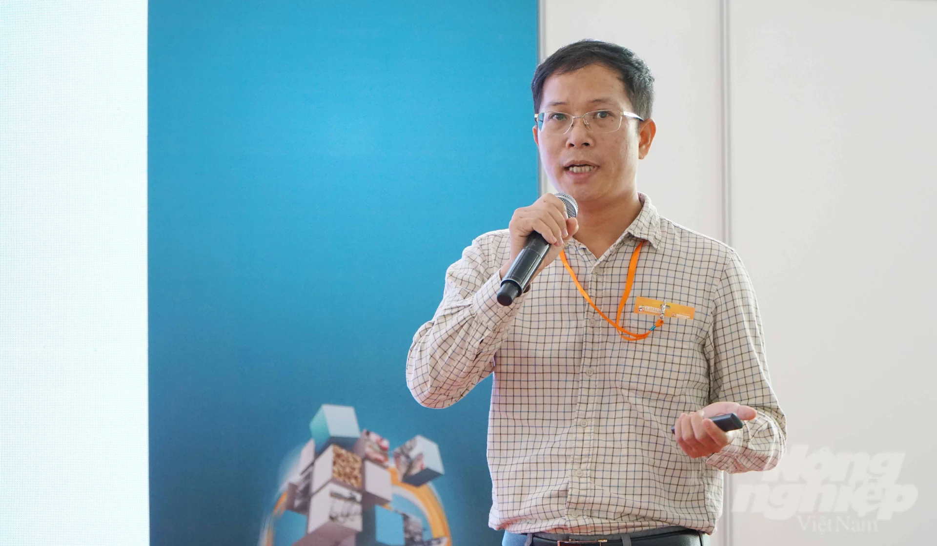 Mr. Phan Trong Vinh, General Director of Nhat Viet Smart Future Joint Stock Company. Photo: Le Binh.