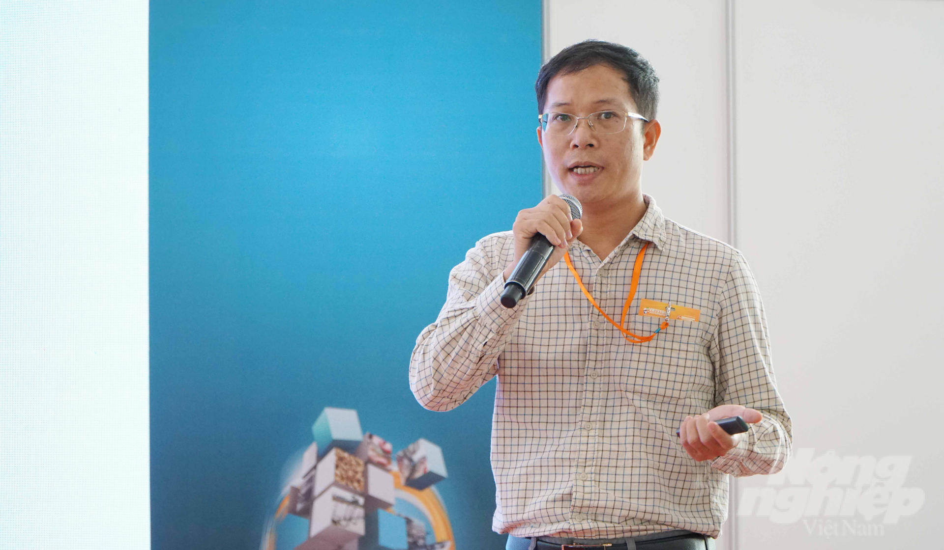 Ông Phan Trọng Vĩnh, Tổng Giám đốc Công ty Cổ phần Tương lai Thông minh Nhật Việt. Ảnh: Lê Bình.