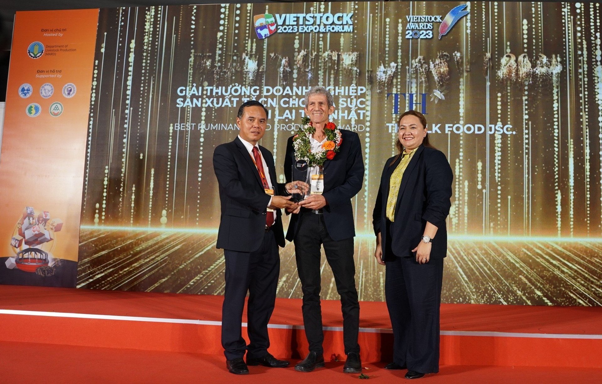 Mr. Tal Cohen, CEO of TH Food Company, receiving the award for the 'Best Livestock Feed Producer' in 2023.