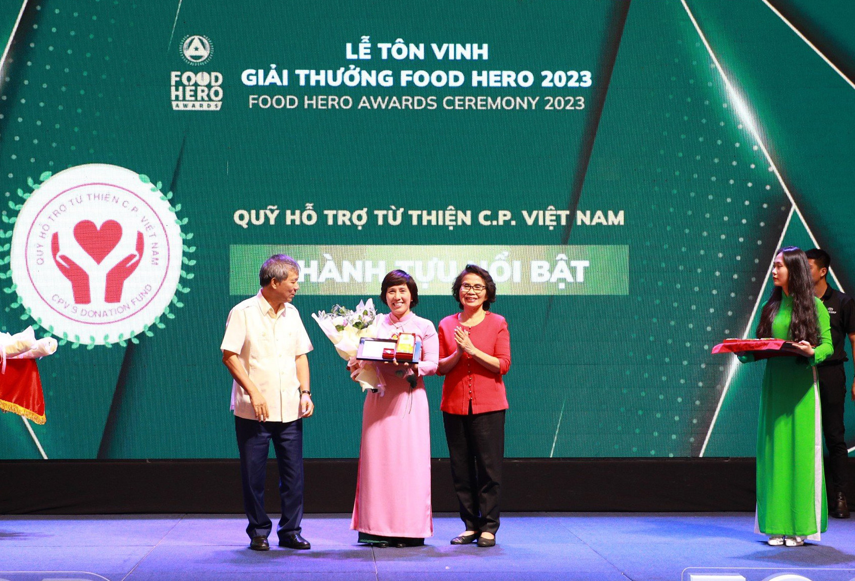Quỹ Hỗ trợ Từ thiện C.P. Việt Nam được vinh danh tại Food Hero Awards 2023 với giải 'Thành tích nổi bật'.