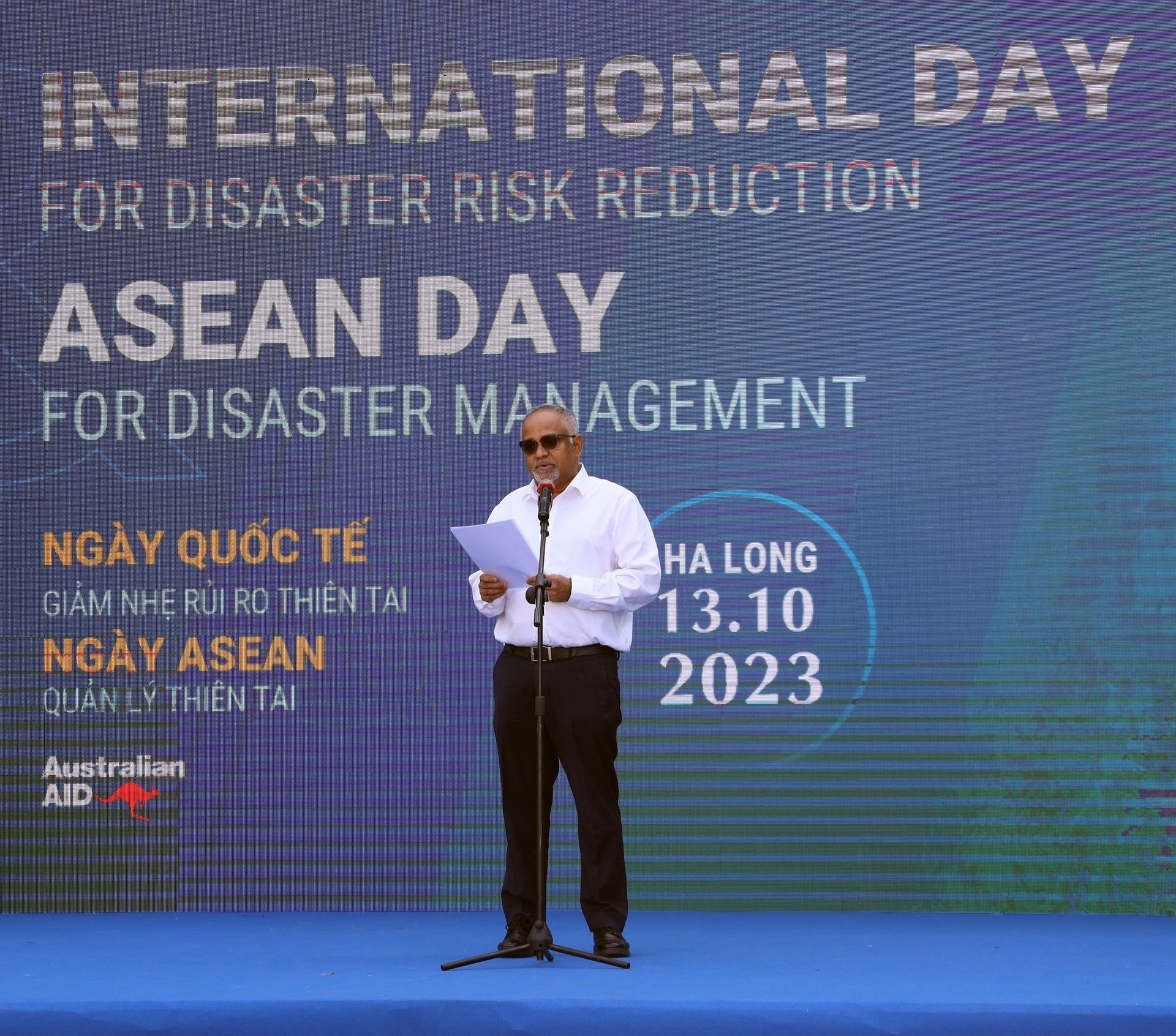 Mr. Shantanu Chakraborty, Country Director of the Asian Development Bank and co-chair of the Disaster Risk Reduction Partnership, speaks at the ceremony. Photo: Nguyen Thanh.