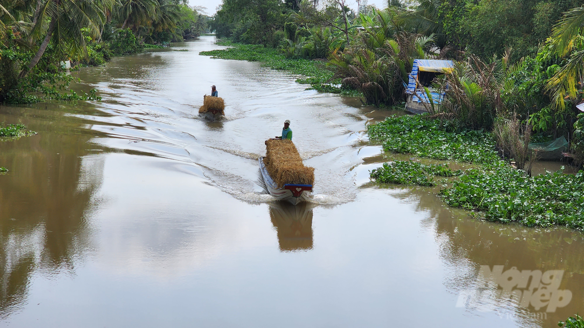The waterway has become an important transportation system to promote economic development for the people of the Mekong Delta. Photo: Kim Anh.