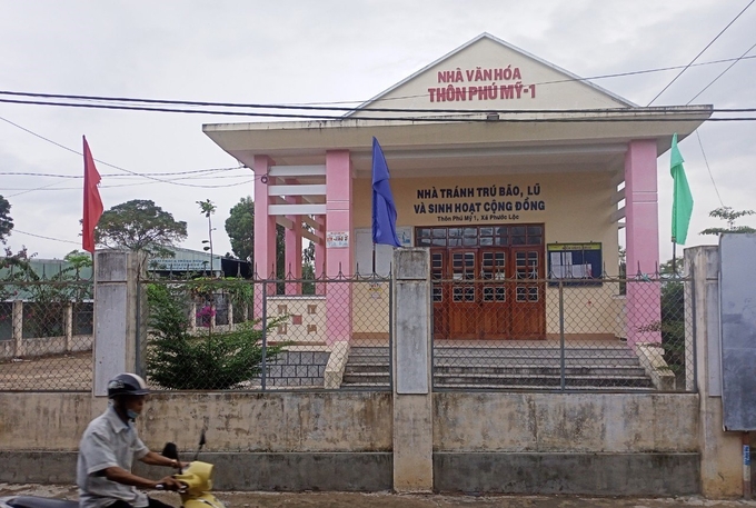 Nhà sinh hoạt cộng đồng của thôn Phú Mỹ 1, xã Phước Lộc (huyện Tuy Phước, Bình Định) cũng là nhà tránh trú bão, lũ. Ảnh: V.Đ.T.